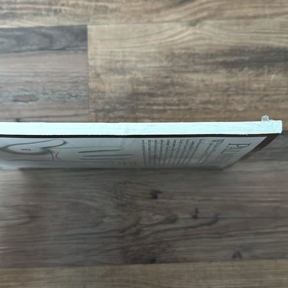 Palmistry; How to Chart the Lines of Your Destiny by Roz Levine Paperback Book - Picture 5 of 5